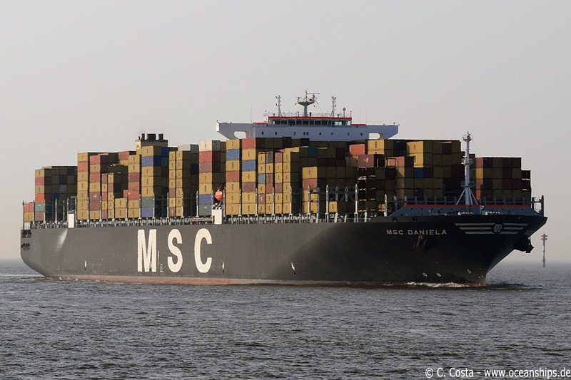 She serves in MSC's Silk Service which connects the Far East with Europe but which so far hasn't served Bremerhaven.